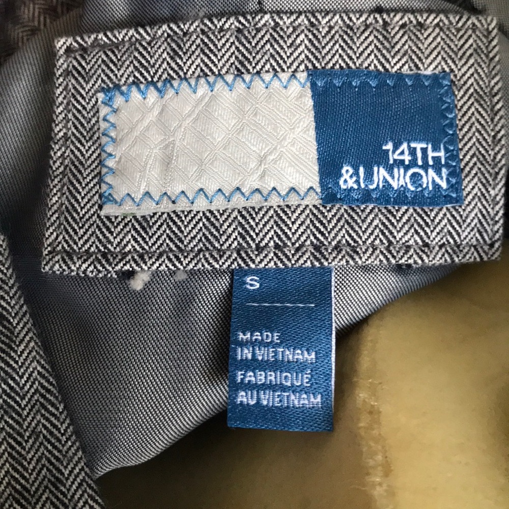 14th & Union (Nordstrom): Vest - Picture 4 of 4
